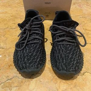 Yeezy 350 V2 infant ‘black non-reflective ‘ 8K